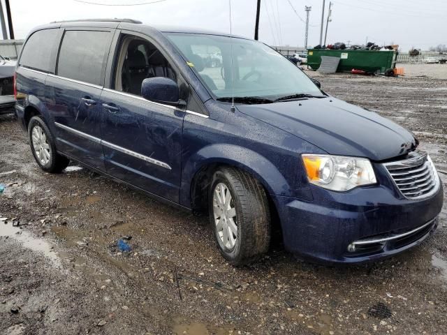 2016 Chrysler Town & Country Touring