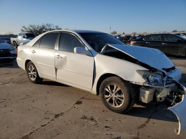 2005 Toyota Camry LE