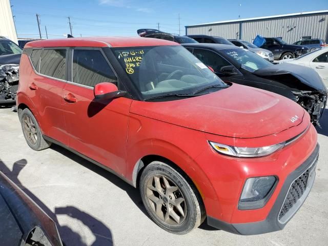 2022 KIA Soul LX