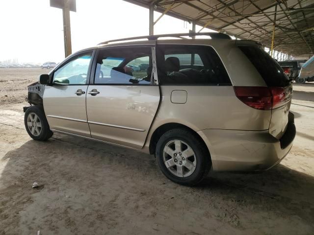 2004 Toyota Sienna XLE