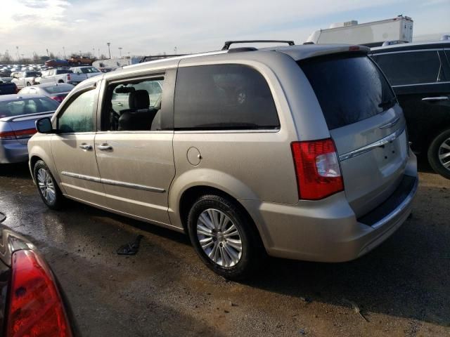 2012 Chrysler Town & Country Limited