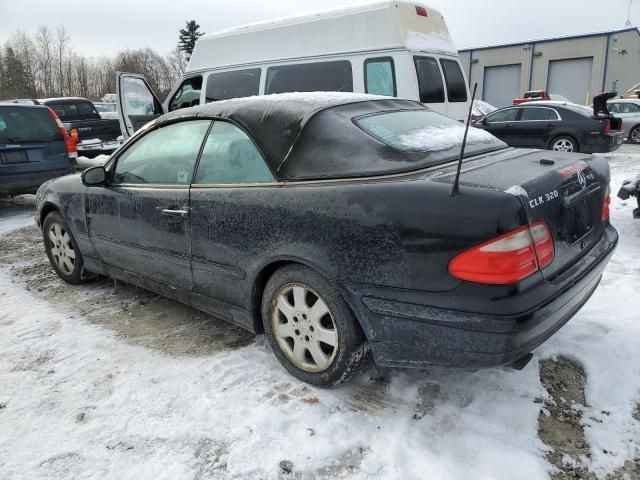 2000 Mercedes-Benz CLK 320