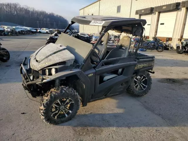 2016 John Deere Gator