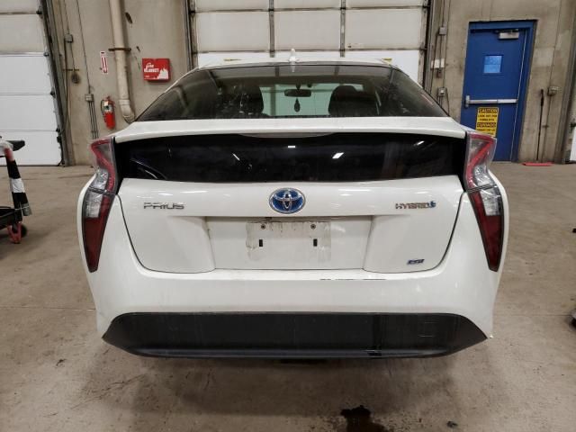 2016 Toyota Prius