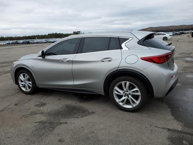 2017 Infiniti QX30 Base