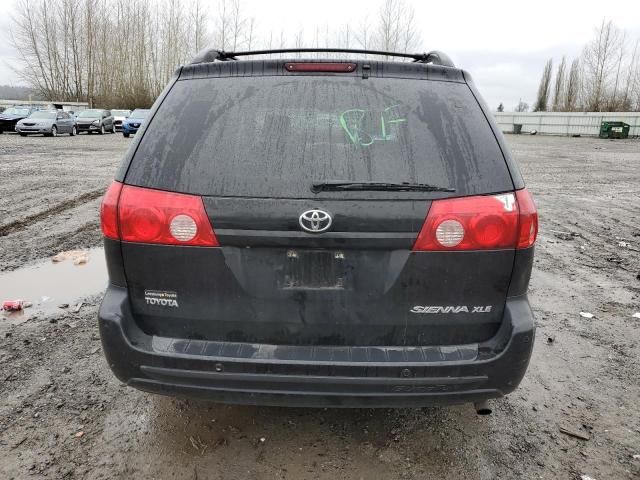 2008 Toyota Sienna XLE