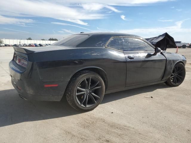 2017 Dodge Challenger SXT