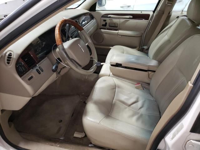 2007 Lincoln Town Car Signature Limited