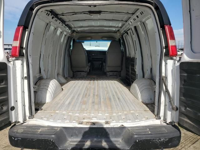 2003 Chevrolet Express G2500