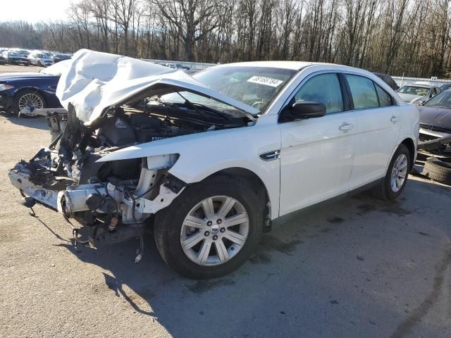 2011 Ford Taurus SE