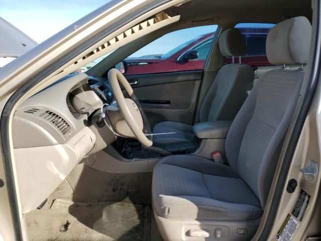 2005 Toyota Camry LE