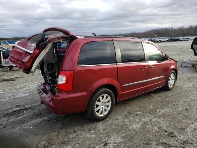 2013 Chrysler Town & Country Touring