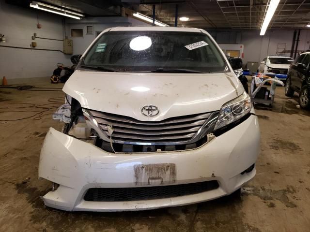 2015 Toyota Sienna XLE