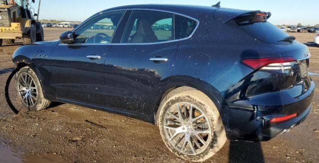 2022 Maserati Levante Modena