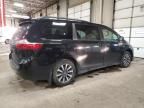 2018 Toyota Sienna LE