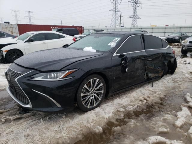 2019 Lexus ES 300H