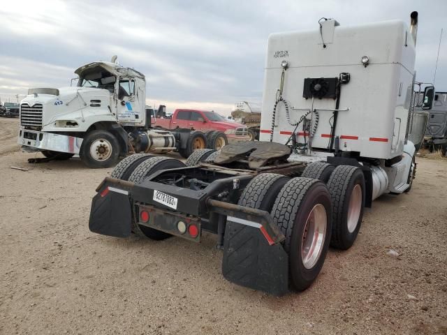 2014 Peterbilt 384