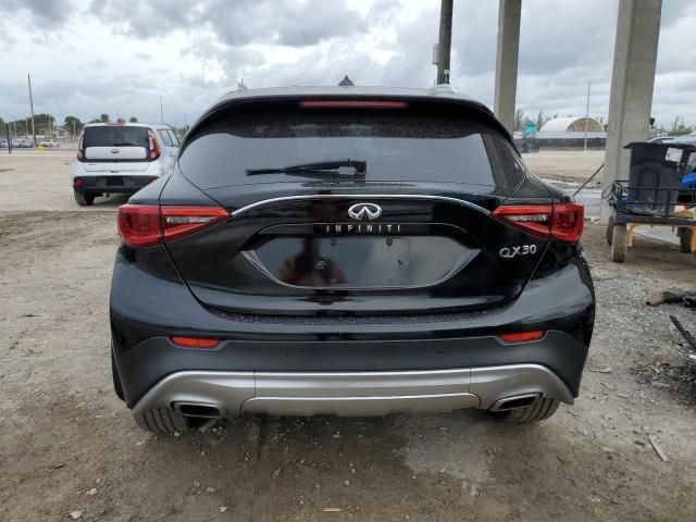 2017 Infiniti QX30 Base