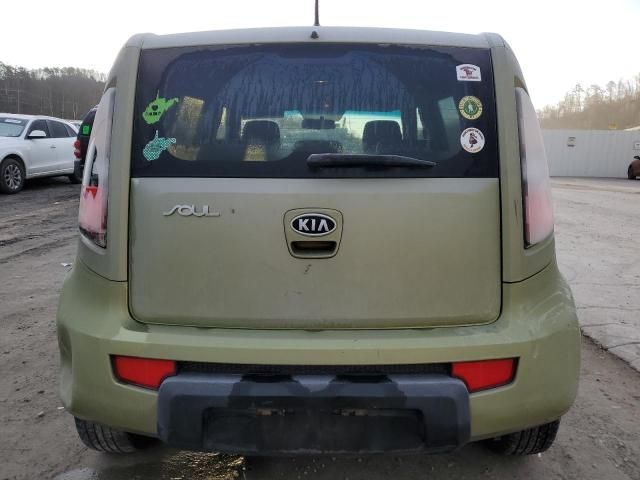 2010 KIA Soul +