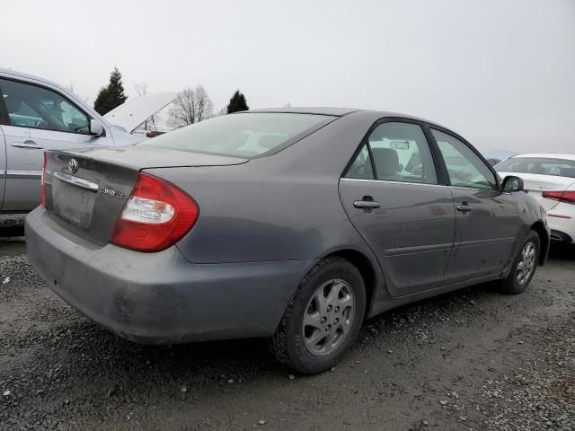 2004 Toyota Camry LE