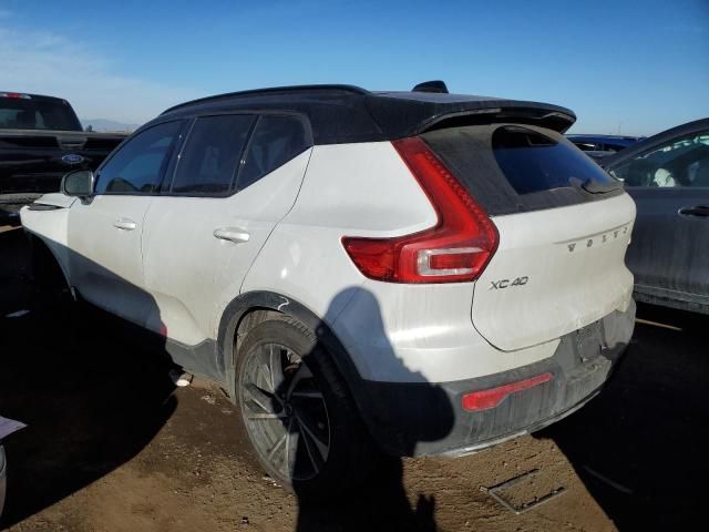 2020 Volvo XC40 T5 R-Design