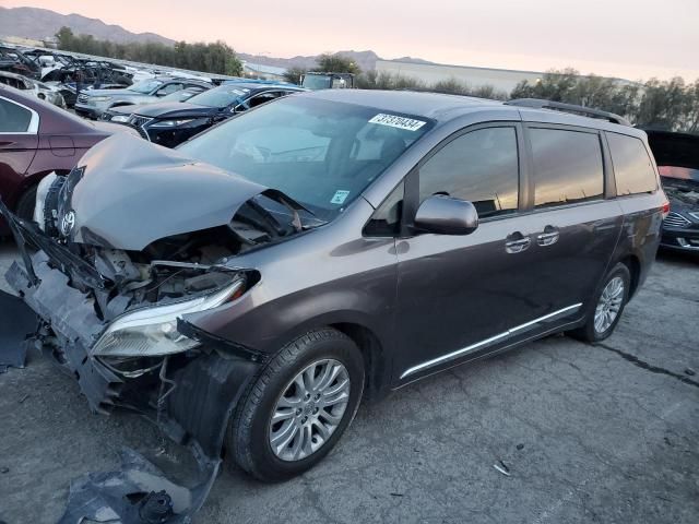 2011 Toyota Sienna XLE