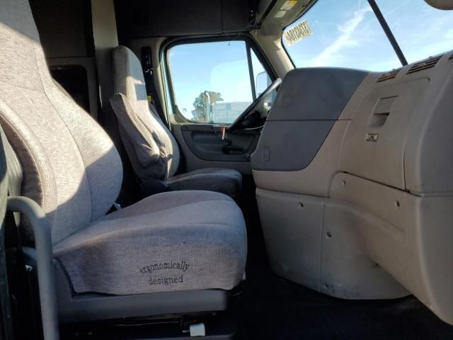 2016 Freightliner Cascadia 125