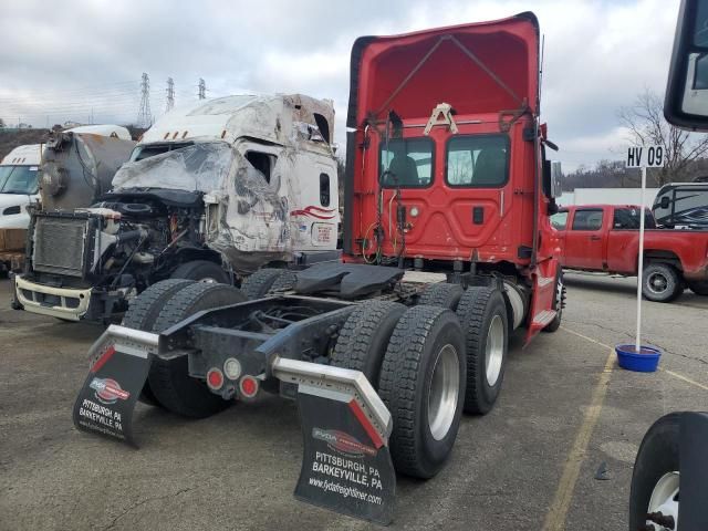 2016 Freightliner Cascadia 125