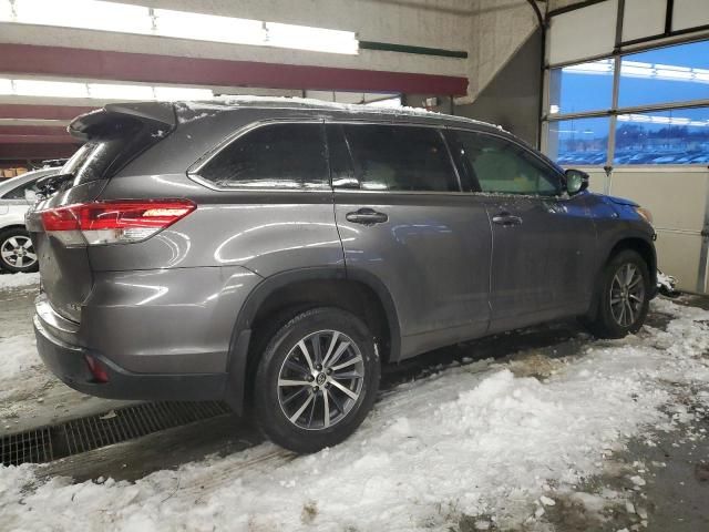 2018 Toyota Highlander SE