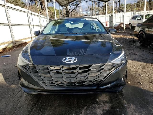 2023 Hyundai Elantra SE