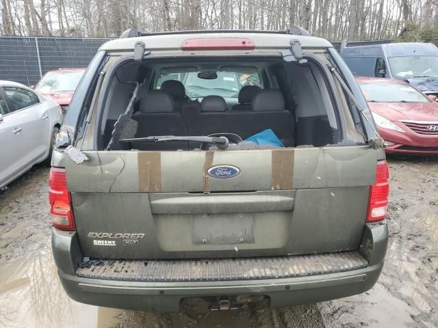 2004 Ford Explorer XLT