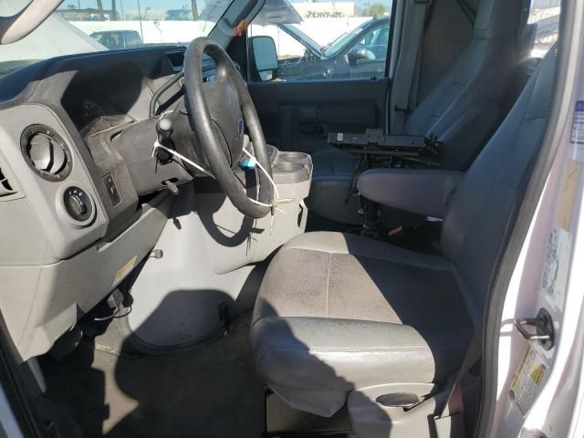 2010 Ford Econoline E250 Van