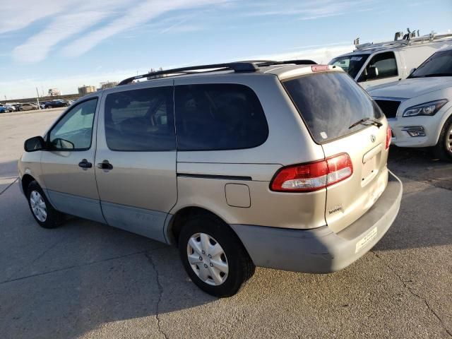 2002 Toyota Sienna CE