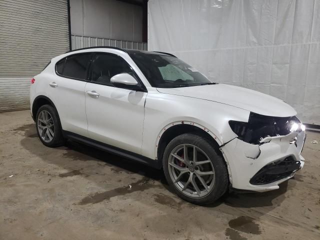 2018 Alfa Romeo Stelvio TI Sport