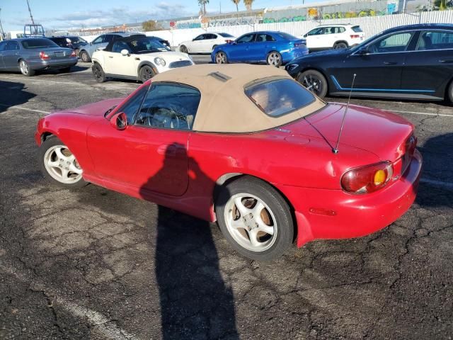 2000 Mazda MX-5 Miata Base