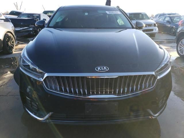 2019 KIA Cadenza Luxury