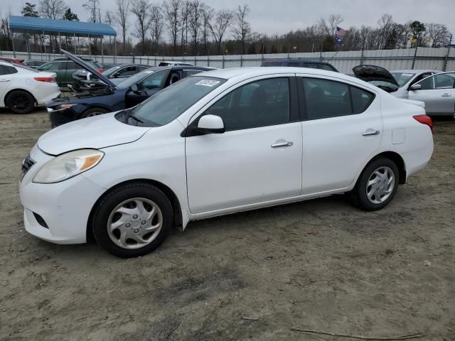 2013 Nissan Versa S