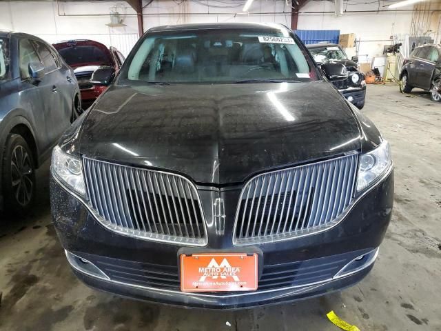 2015 Lincoln MKT