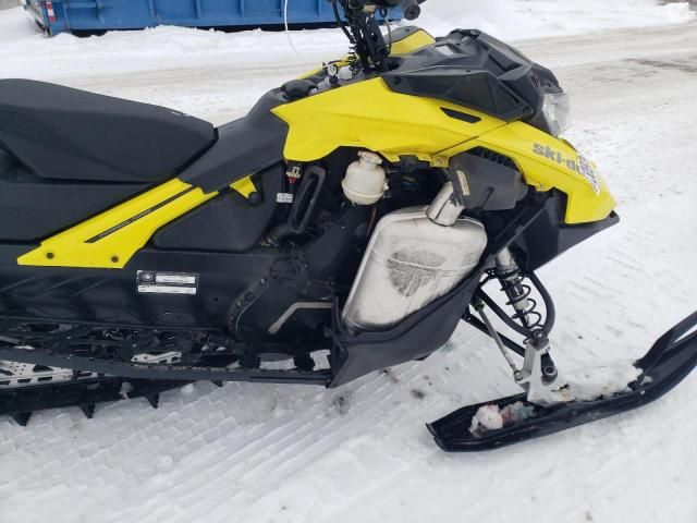 2017 Skidoo 850