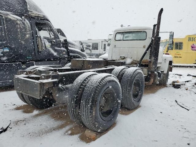 1966 International F2000D