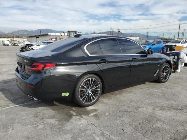 2022 BMW 530E