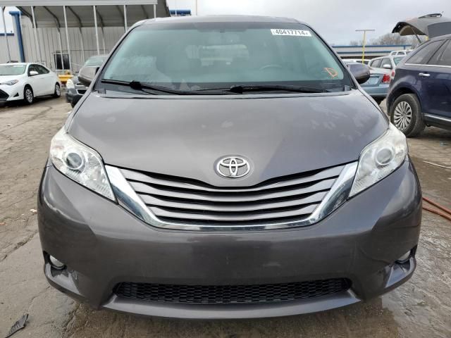 2015 Toyota Sienna XLE