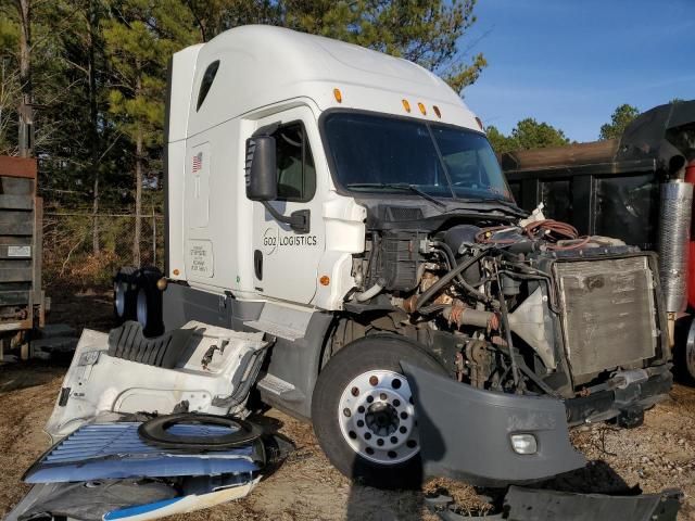 2015 Freightliner Cascadia 125