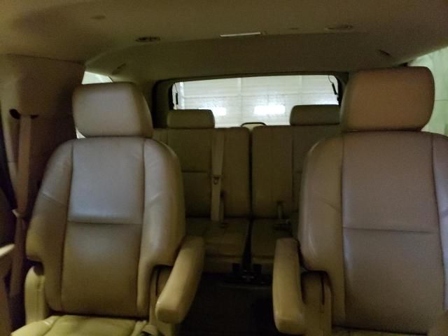 2011 Cadillac Escalade Luxury