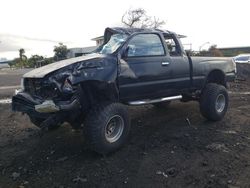 Salvage trucks for sale at Kapolei, HI auction: 2000 Toyota Tacoma Xtracab