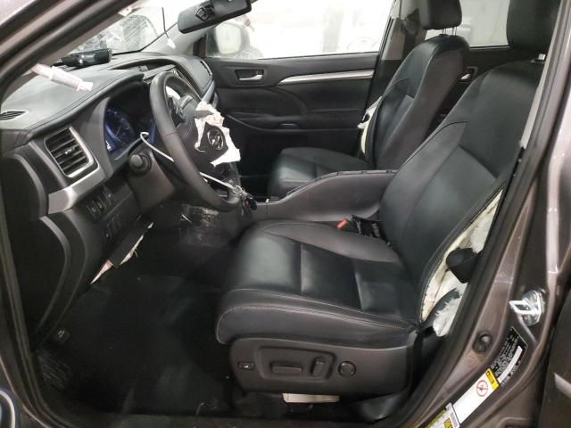 2019 Toyota Highlander SE