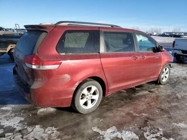 2012 Toyota Sienna LE