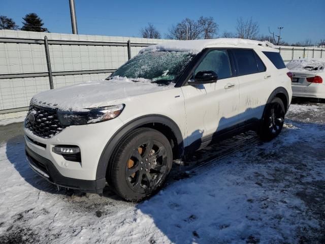 2022 Ford Explorer ST-Line