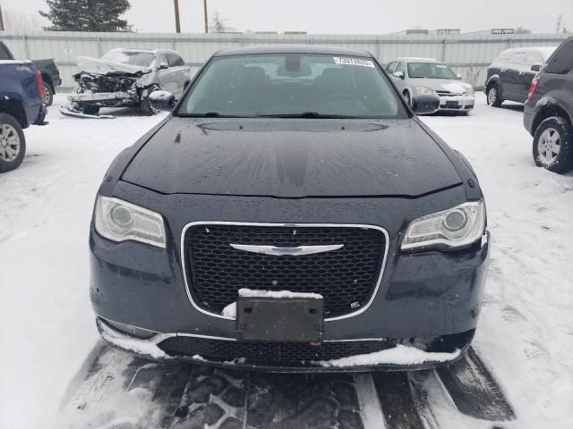 2017 Chrysler 300 Limited