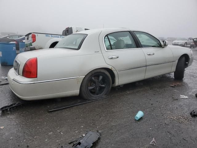 2004 Lincoln Town Car Ultimate